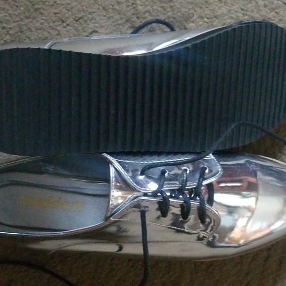 Madden Girl loafers - Picture 2 of 2